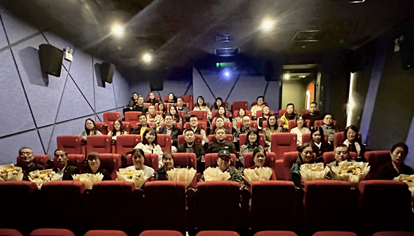 追憶紅色經(jīng)典 情系九九重陽(yáng) ——公司第一、第二、第三黨支部開展重陽(yáng)敬老活動(dòng)