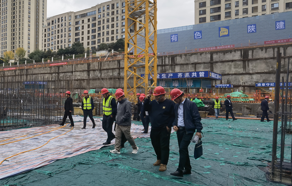 公司組織開展大體積混凝土施工技術(shù)培訓(xùn)交流會(huì)