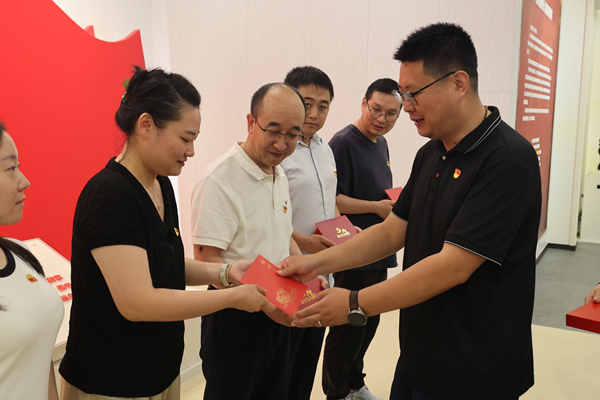 1721093930808620.jpg LE2A2483_副本.jpg