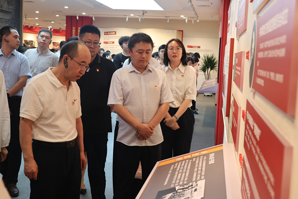 1721093951462173.jpg LE2A2396_副本.jpg